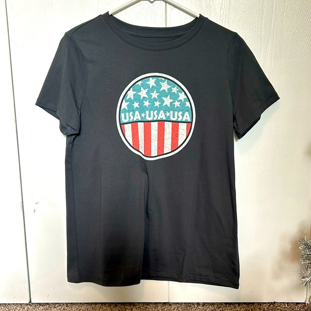 Graphic top